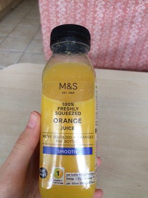 100% Freshly Squeezed Orange Juice