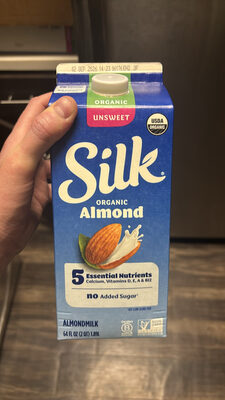 Almondmilk