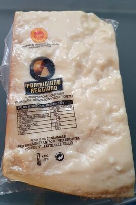 Formaggio Parmigiano Reggiano Dop Stagionato Oltre 24 Mesi