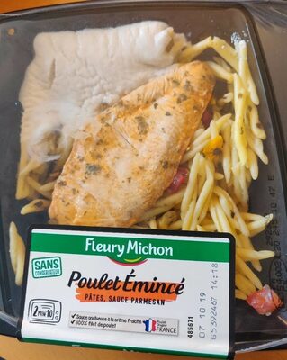 Poule Émincé Pâtes, Sauce Parmesan