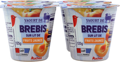 Yaourt De Brebis Sur Lit De Fruits Jaunes