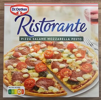 Ristorante Pizza Salame Mozzarella Pesto