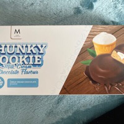 Chunky Cookie • Milk Cream Chocolate