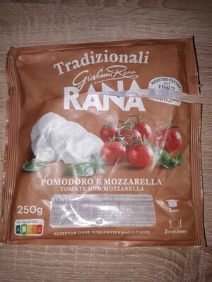 Tortelloni Pomodoro E Mozzarella - Tomate Und Mozzarella