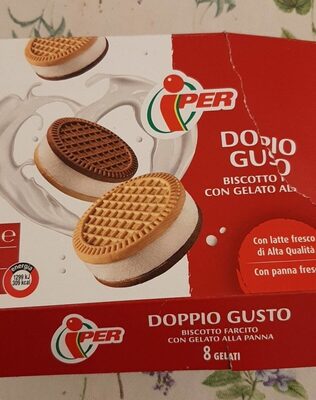 Doppio Gusto Biscotto Farcito Con Gelato Alla Panna